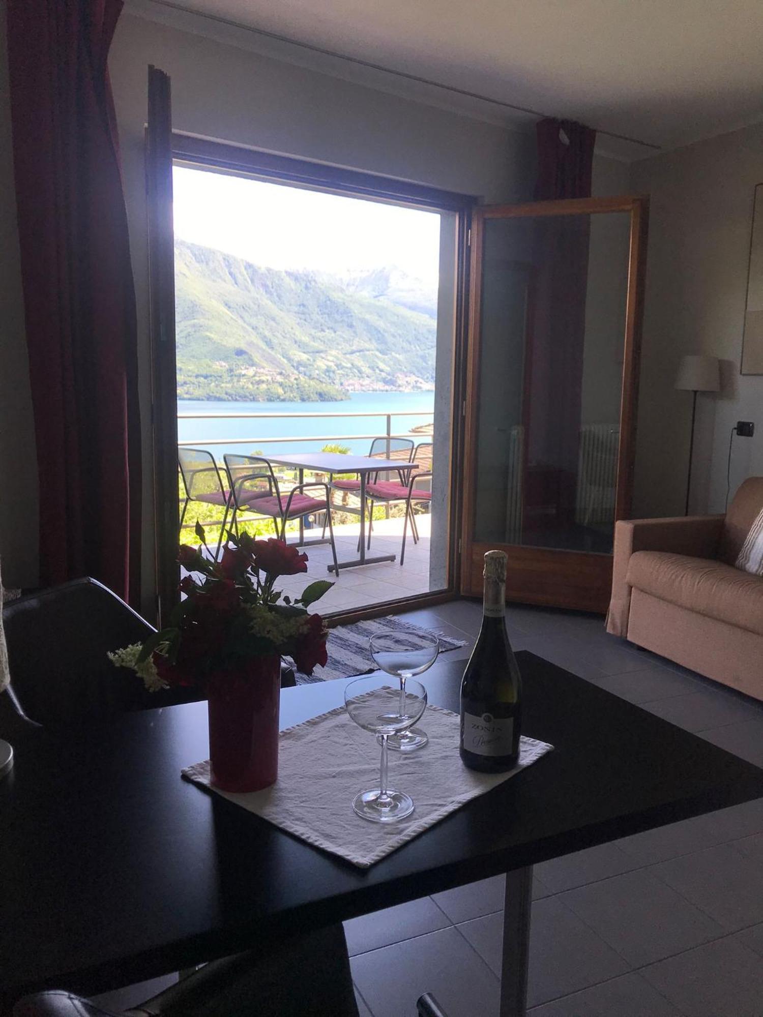 Bed And Breakfast Studios Alto Lago Di Como Gravedona Eksteriør bilde