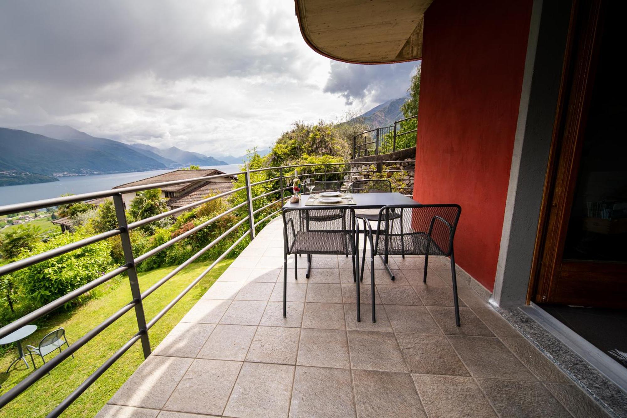 Bed And Breakfast Studios Alto Lago Di Como Gravedona Eksteriør bilde